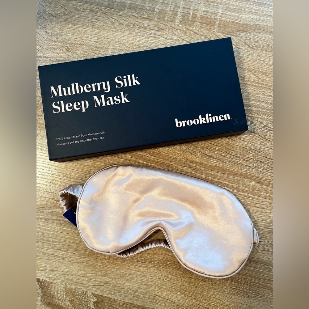 Brooklinen Silk Sleep Mask - Blush